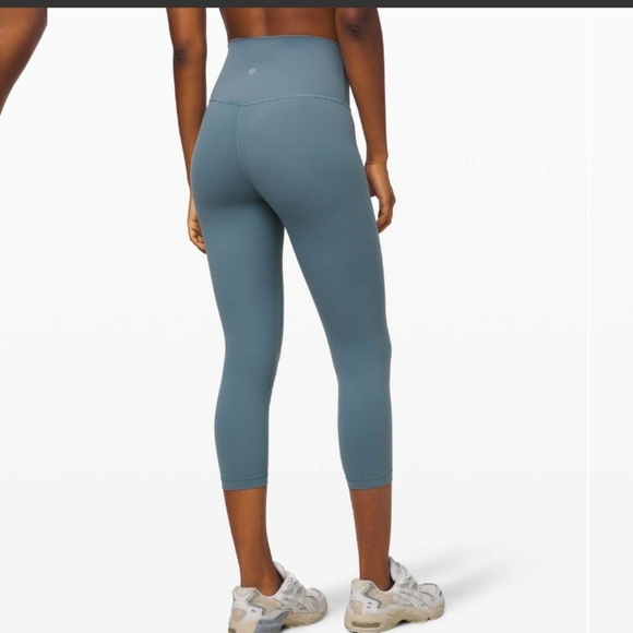 Lululemon align leggings 21" - Picture 4 of 10